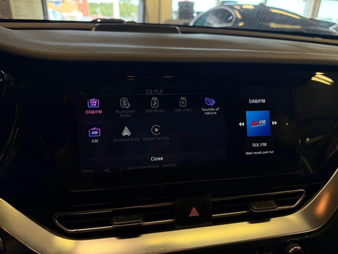 Vehicle image 21