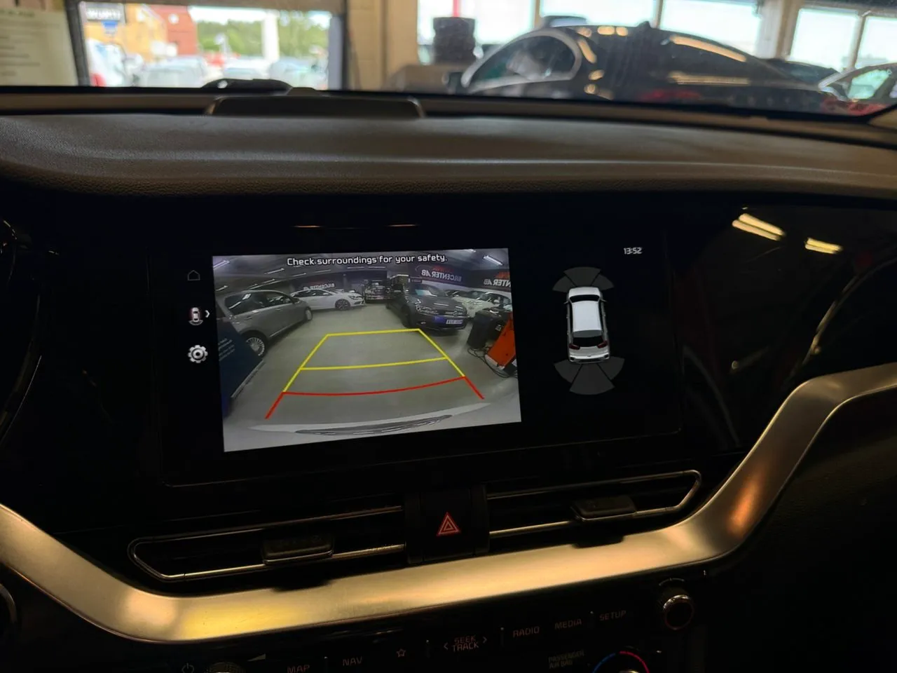 Vehicle image 22