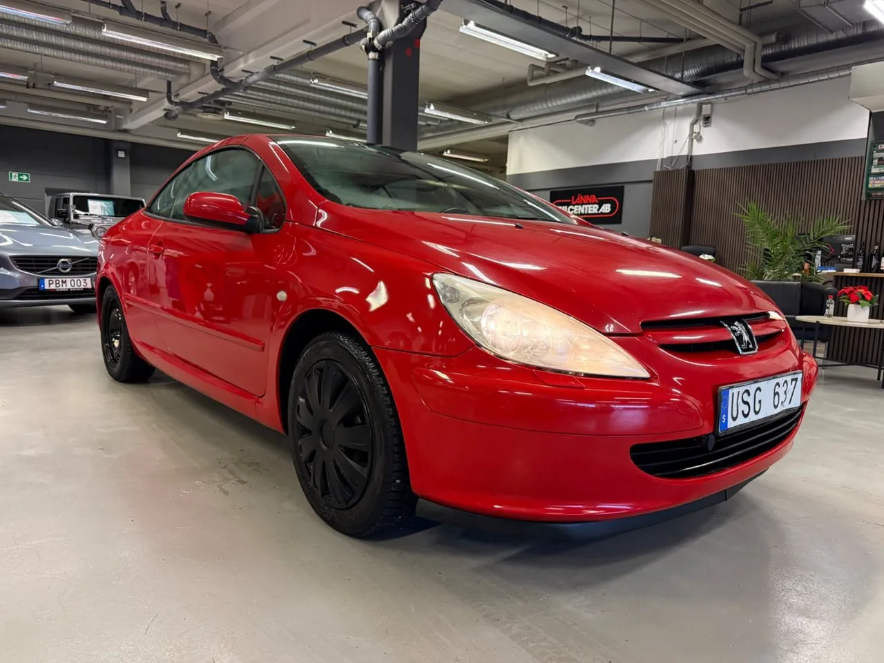 Vehicle image 8