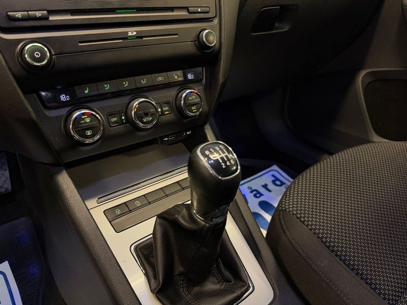 Skoda Octavia bild 14