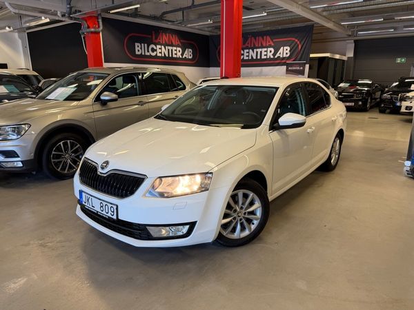 Skoda Octavia 1.2 TSI Ambition PDC Ny servad Låg årsskatt SoV - 2013