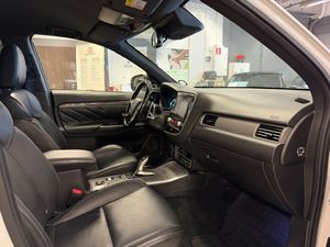 Mitsubishi Outlander bild 23