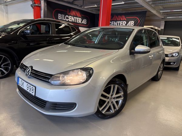 Volkswagen Golf 1.6 TDI Kamera Ny besiktad Kamrem bytt SoV - 2011