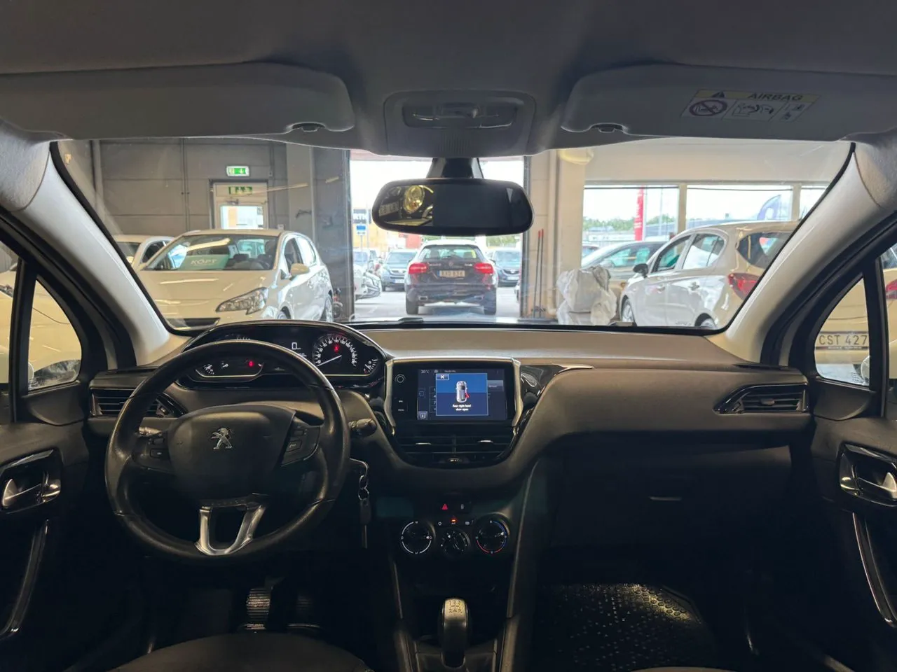 Vehicle image 12