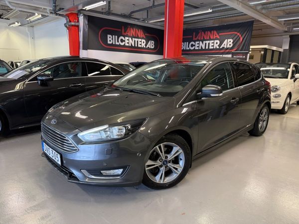 Ford Focus 1.0 EcoBoost Titanium M-värmare PDC Låg års SoV - 2015