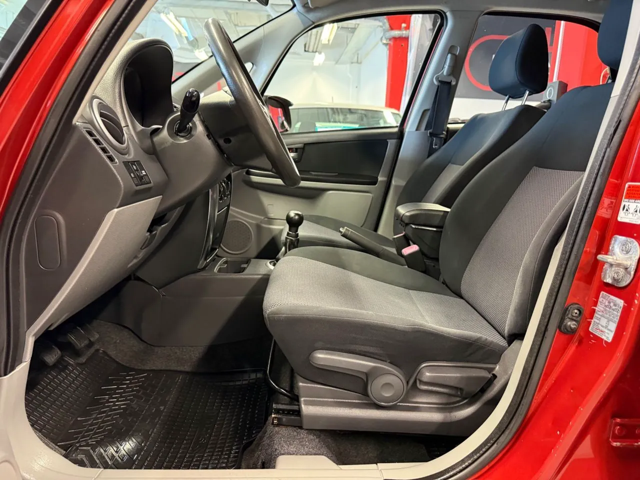 Vehicle image 11