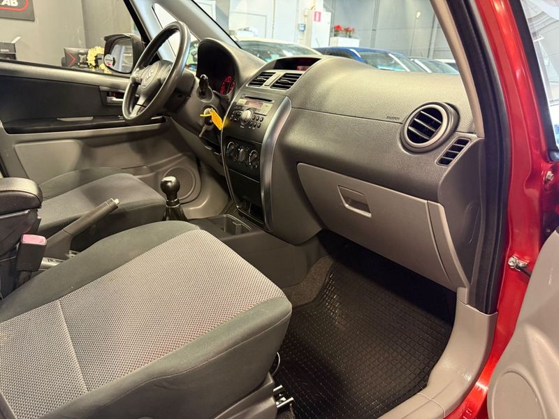 Suzuki SX4 bild 16