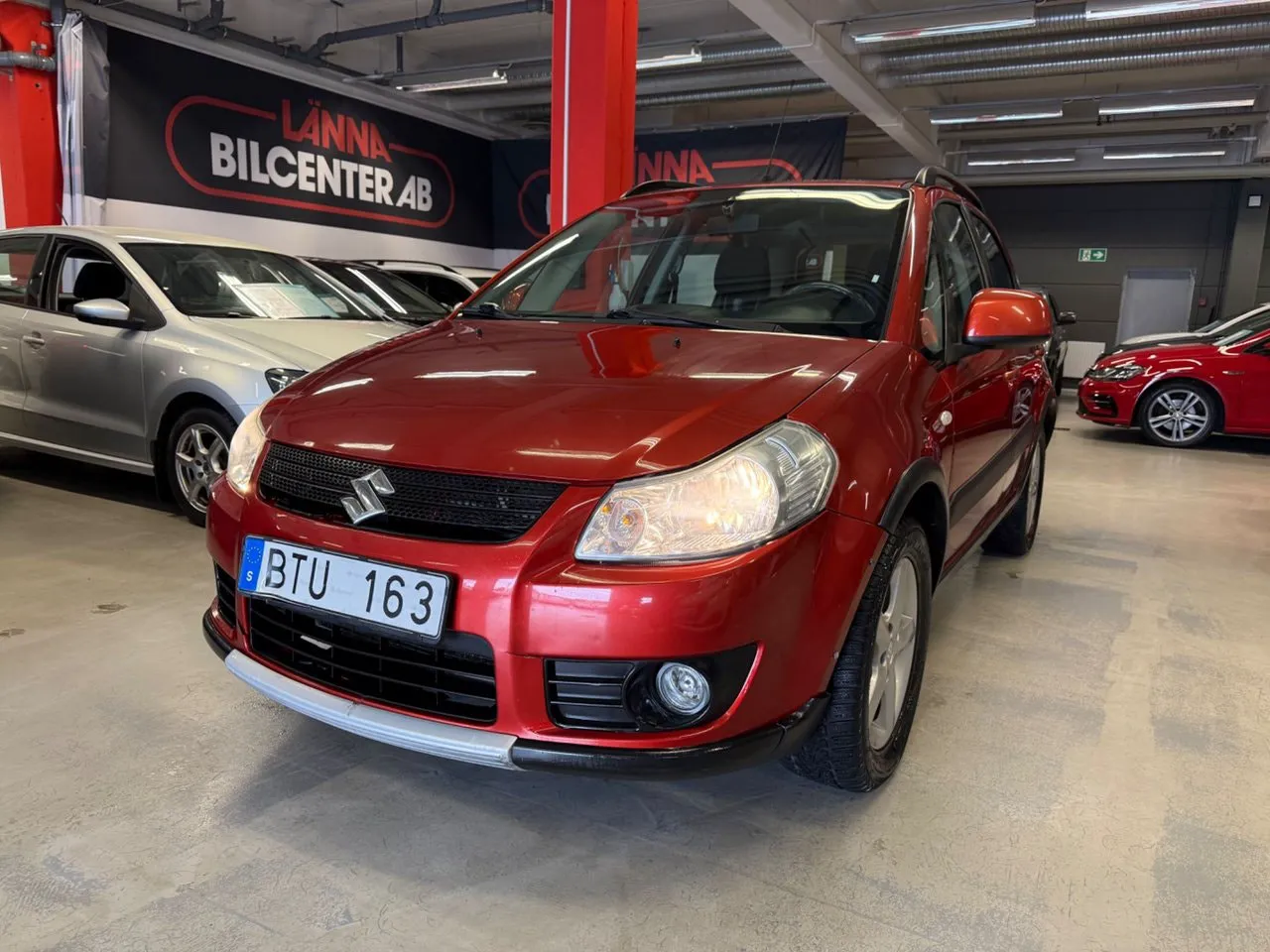 Vehicle image 3