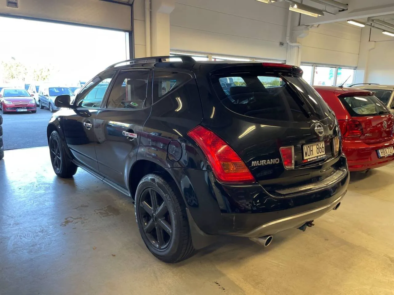 Vehicle image 7