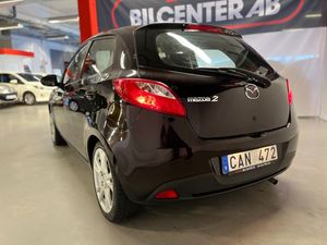 Mazda 2 bild 8