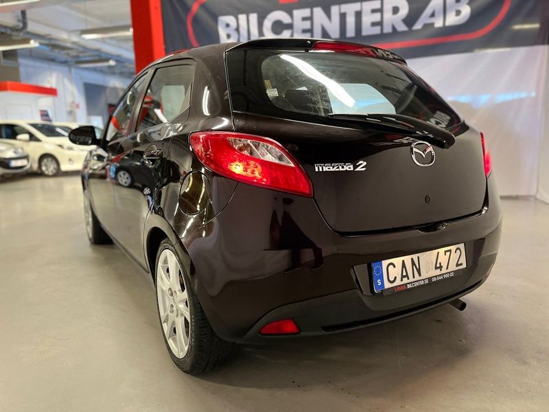 Mazda 2 bild 8
