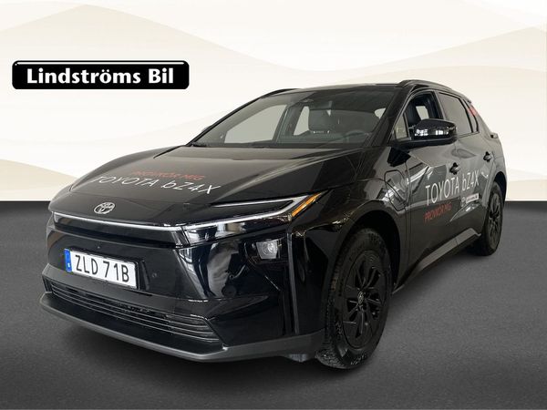 Toyota bZ4X AWD Executive 73.1 kWh 343hk S&V-Hjul JBL Moms - 2026