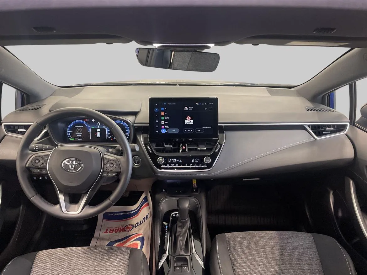 Vehicle image 11