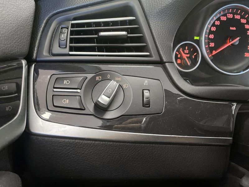BMW 520 bild 21