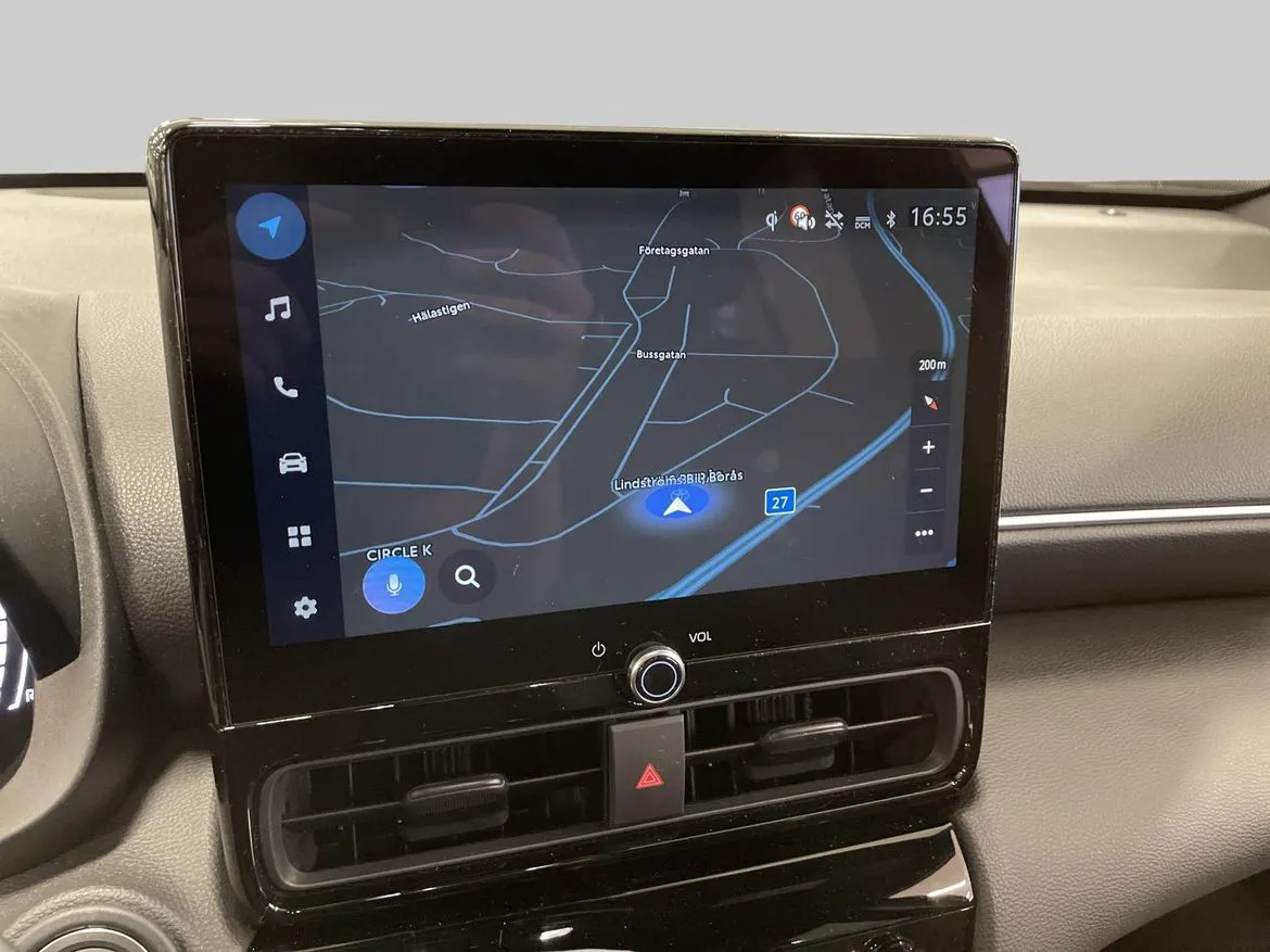 Vehicle image 14