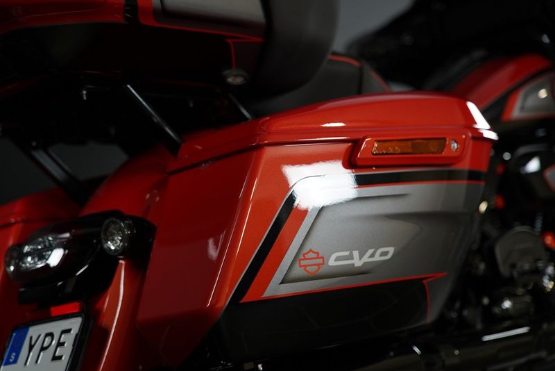 Harley-Davidson CVO Street Glide bild 10