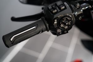 Harley-Davidson CVO Street Glide bild 16