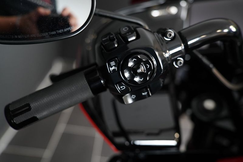 Harley-Davidson CVO Road Glide bild 16