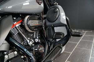Harley-Davidson CVO Street Glide bild 9