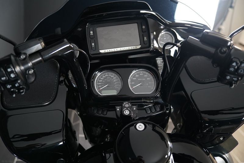Harley-Davidson Road Glide Special bild 7