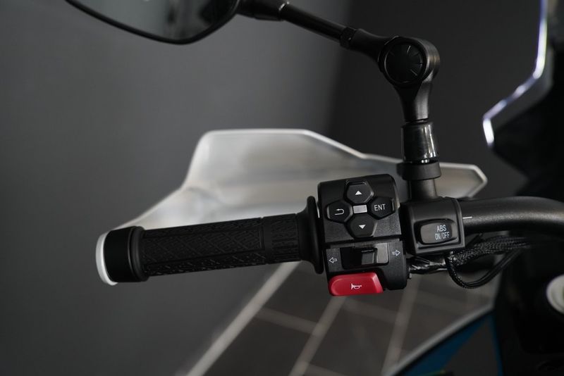 CFMOTO 450 MT bild 7