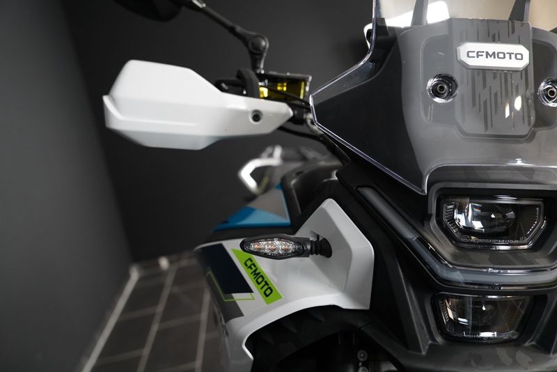 CFMOTO 450 MT bild 13
