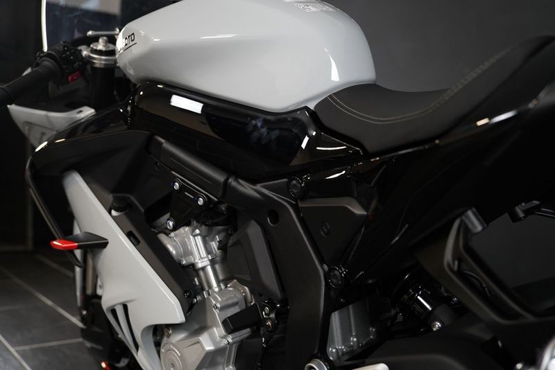 CFMOTO 675 SR-R bild 11