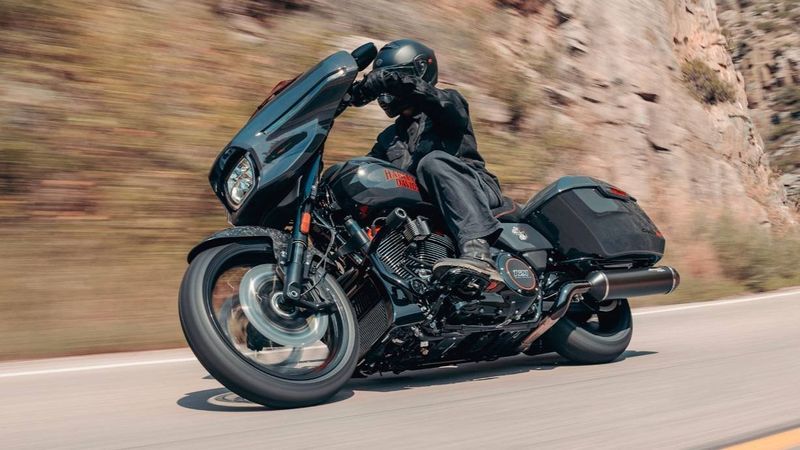 Harley-Davidson CVO Street Glide bild 13