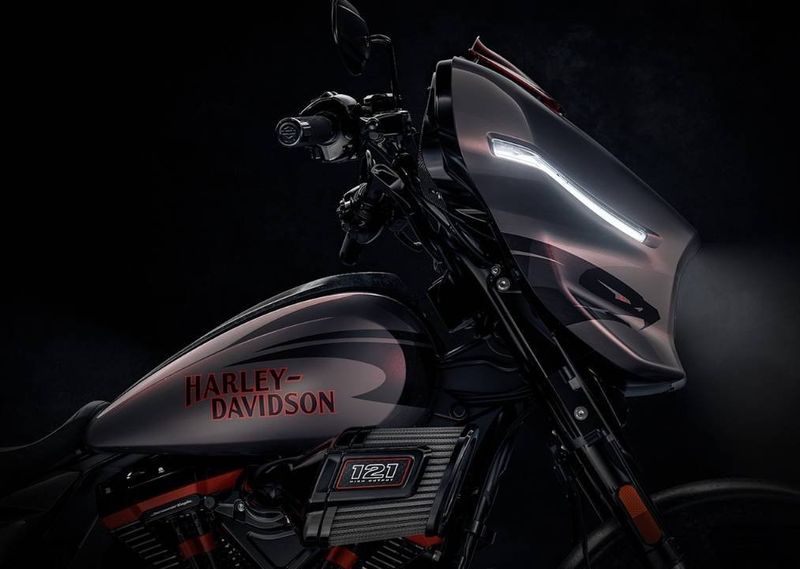 Harley-Davidson CVO Street Glide bild 2