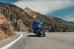 Harley-Davidson CVO Street Glide bild 1