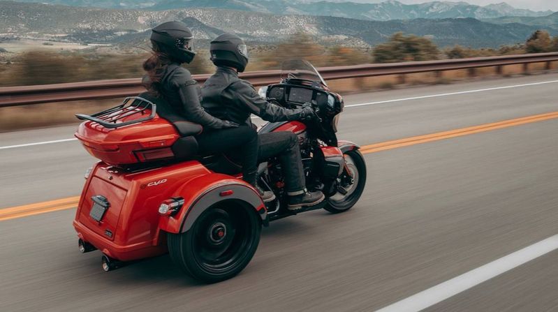 Harley-Davidson CVO Street Glide bild 14