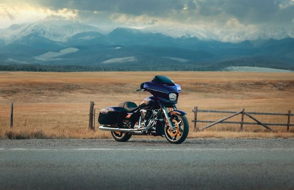 Harley-Davidson Super Glide FLHX Street 117" Kampanjpris passa på - 2025