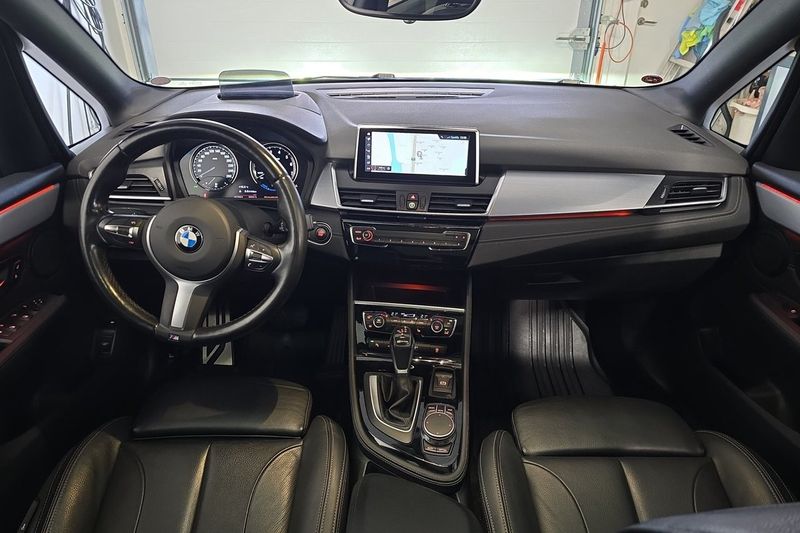 BMW 225 bild 7
