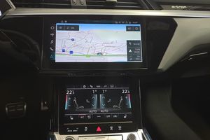 Audi Q8 e-tron bild 15