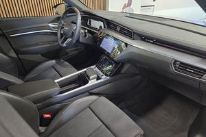 Audi Q8 e-tron bild 8