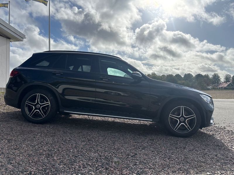 Mercedes GLC200 bild 2