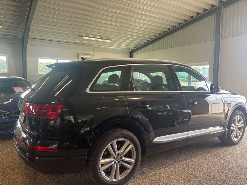 Audi Q7 bild 11
