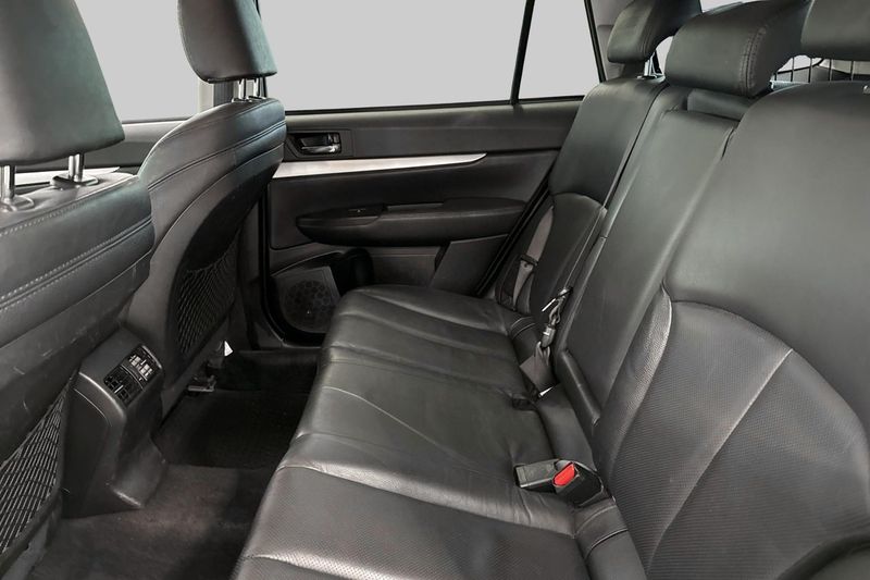 Subaru Legacy bild 9