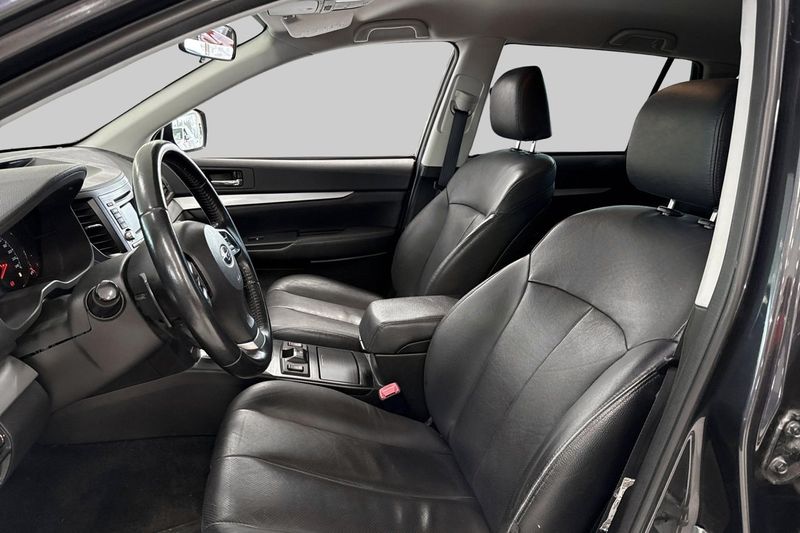 Subaru Legacy bild 8