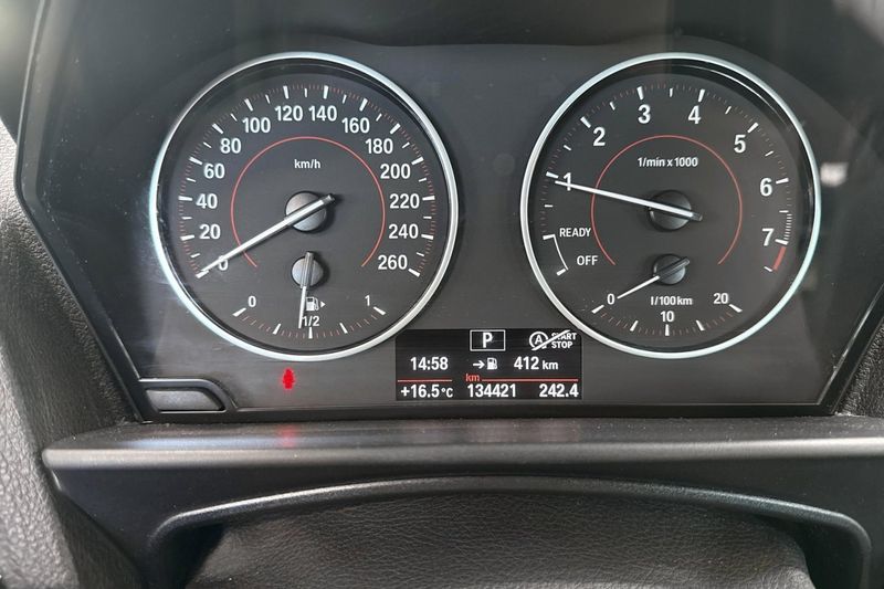 BMW 118 bild 11