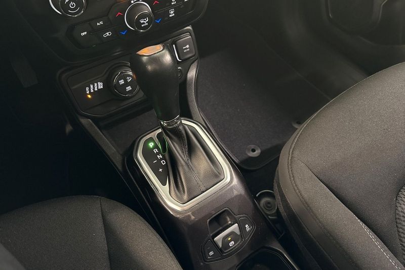 Jeep Renegade bild 12
