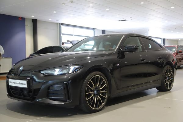BMW i4 M50 xDrive / H&K / M Performance fälgar - 2025