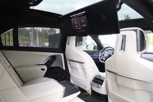 BMW M760 bild 12