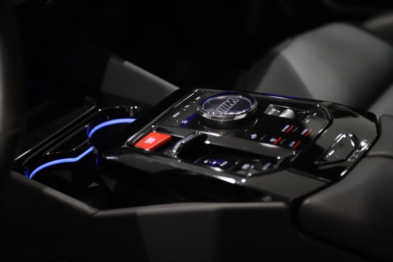 BMW M5 bild 16