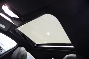 BMW i4 bild 16