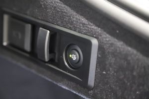 BMW i4 bild 15
