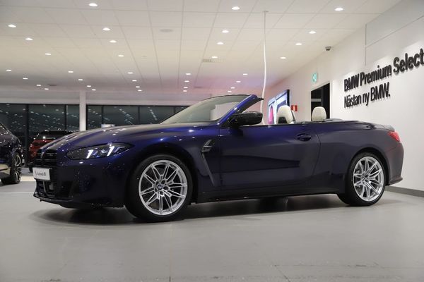 BMW M4 Cab // M Performance - 2026