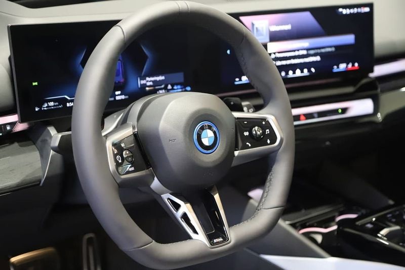 BMW 530 bild 12