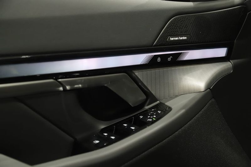 BMW i5 bild 12