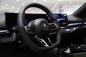 BMW 530 bild 12